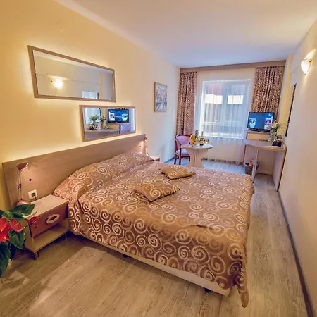 виктория Хотел