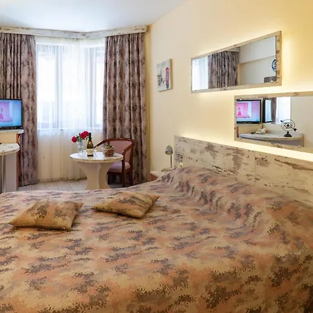 виктория 3* Варна