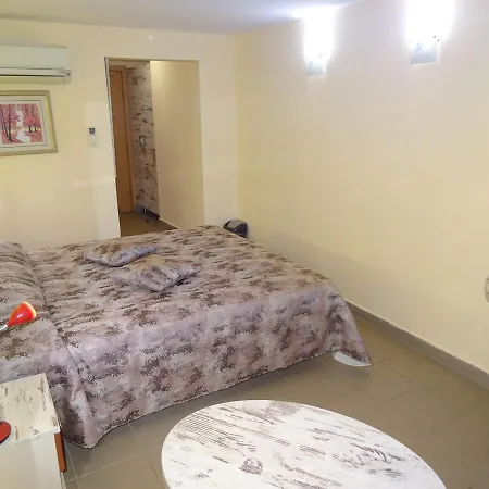 Хотел виктория 3*