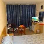 ヴィクトリア 3*